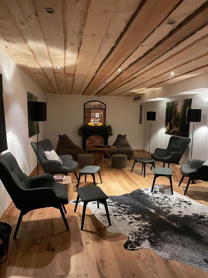 Hydepark Hotel Haidkapelle Екстериор снимка