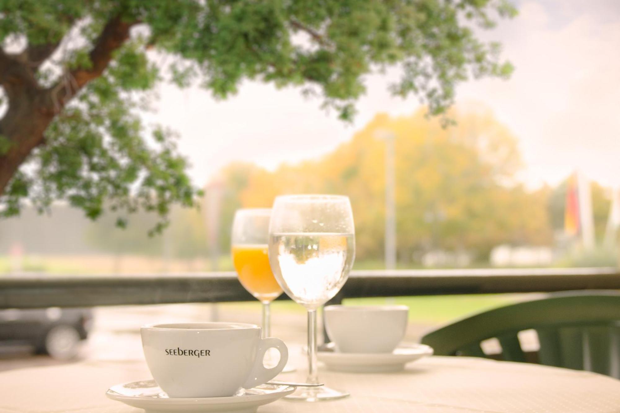 Hydepark Hotel Haidkapelle Екстериор снимка
